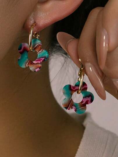 1对时尚可爱彩色亚克力流苏吊坠耳环，适合女性佩戴，非常适合约会、派对、送礼。