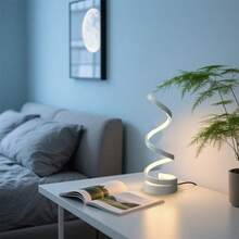 1 LED kreative Spiralschreibtischlampe, nordischer moderner Stil Schlafzimmer Nachttischlampe, Studienlampe, einstellbare Licht Nachttischlampe. Drei-Farben-Touch-einstellbare Beleuchtung, USB-betrieben. Modernes Design (Schwarz/Weiß) geeignet für Schlafzimmer, Wohnzimmer, Studium, Außengastronomie, Bar, Bürodekoration - Drei Lichtfarben - Übersicht 3