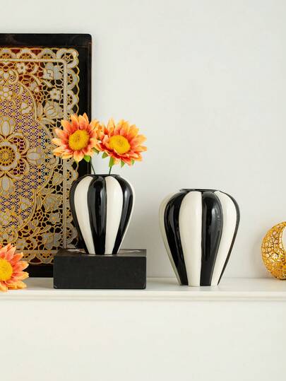 1pc Vertical Gestreepte Ceramic Vase, Zwart White, Minimalist Moderne Mini Wedding, Home, Desk, Office, Hotel, Living Room, Holiday Birthday Graduation Home Back To School Room Supplies ations Flower Vase Glass view 4