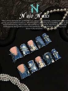 NAIO 10片/套。手工制作的Y2K鸭嘴美甲贴纸，裸色、白色和蓝色可选，法式边饰，牛仔布纹理设计。饰有星星、链条、十字架和水钻。适合女性和女孩，是派对和日常佩戴的完美之选。附赠美甲工具套装。送给女性和女孩的精美礼物。美甲用品 手工美甲贴纸 - 彩色 - 查看 3