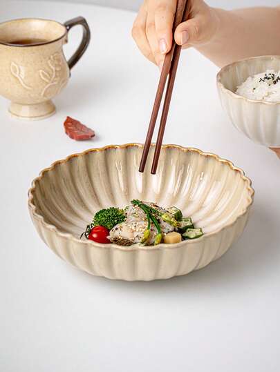 7.5 Inch Floral Relief Ceramic Bowl, Vintage Style Salad Bowl For Home Use