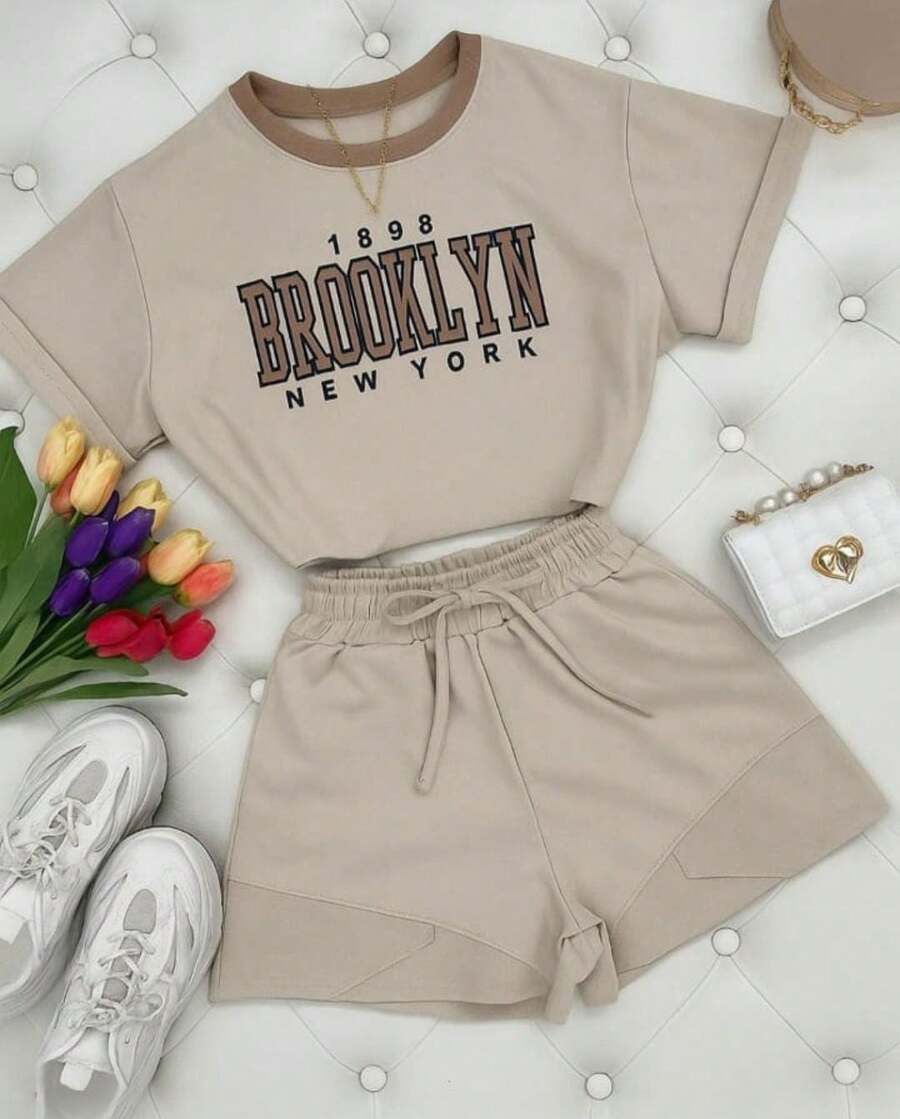 Women's Cropped Top And Sweatshirt Shorts Set - Beige - View 1