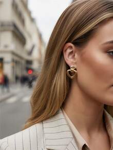 1pair Stainless Steel Retro Heart Shape Statement Earrings For Women, 316L Stainless Steel Earrings, Waterproof Earrings, Gift For Her - Gold - View 4
