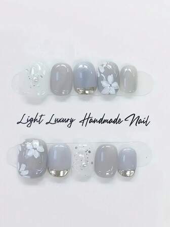 10Pcs Handmade Oval Shaped Fake Nail Stickers, Blue And Gold Blending With 3D Floral Decoration, Light Luxury And High-End, Versatile In Winter Y2K Style -Suitable For Girls And Women, Reusable For Weddings, Parties, Festivals And Other Occasions