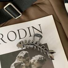 Gun Black Hair Claw Clip For Women, European And American Style Hairpin, High-End Fishbone Shark Clip, Ponytail Accessory This Is A Set Of Uniquely Styled Metal Hair Clips, Designed With Creativity And Personality, Suitable For Various Dressing Styles. - K05-334#金色魚骨 - 查看 8