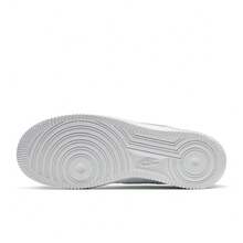 Nike 新款女士 WMNS AIR FORCE 1 07 运动鞋/休闲鞋，休闲滑板鞋，运动鞋 DD8959-100 - 白色 - 查看 4