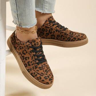 Casual Versatile Women's Fashion Slip-On Soft Bottom Sneakers, Outdoor Sports Lace-Up Shoes, Suitable For All Seasons