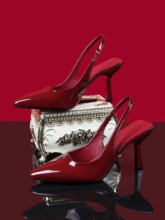 Sandalias de tacón alto sexy de punta afilada de 8.5 cm de charol, color rojo vino, nuevos zapatos de moda de verano 2025 para el comercio transfronterizo, tacones de suela roja