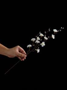 1/80PCS Artificial Silk Plum Blossom Flower Branches No Stem Real Touch For Home Table Wedding Bouquet Beach Theme Party Decoration Without Vase, Fake Plants, Home, Dining Room, Living Room, Outdoor Garden Decoration,Mother's Day Gifts, Birthday Gifts, Graduation Season Gifts,Wedding Season - White - View 8