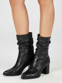 2025 Autumn/Winter, Fashionable Retro Snake Skin Embossed Pointed Toe Chunky Heel Ankle Boots, Outdoor, Warm, Classic, Winter - Black - View 1