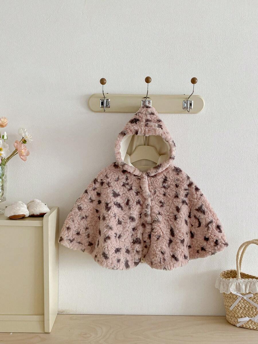 1件女婴冬季服装，婴儿连帽斗篷，儿童豹纹加厚保暖外套，冬季防风披肩