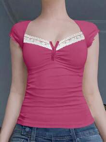 Y2K甜美休闲简约学院风修身纯色蕾丝拼接方领短袖针织T恤上衣，夏季