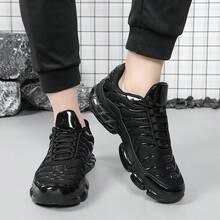 Men's Skateboard Shoes, Black, New Arrival 2025, Breathable, Niche, Versatile Casual Skate Shoes, Student Sports Sneakers - Black - View 5