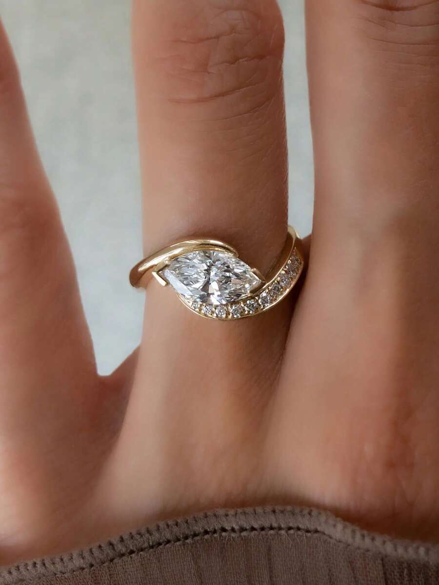 1枚925纯银优雅扭臂半密镶1克拉立方氧化锆戒指，女士约会礼物，永恒经典戒指，情人节奢华珠宝礼物