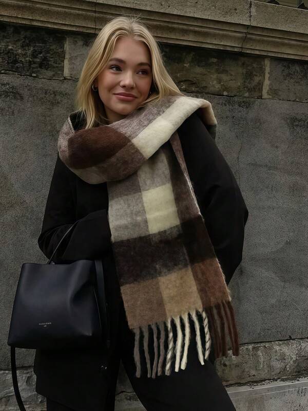 1pc Women's Classic Plaid Faux Cashmere Scarf, Chic Autumn/Fall, Thick & Warm Winter Grace, Suitable For Daily Outdoor, Snowy Days, Hiking, Dates And Gatherings In Winter