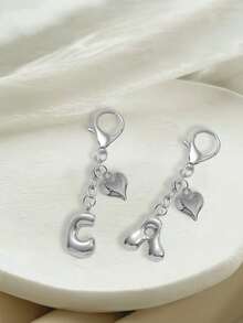 泡泡吊坠，可爱圆形设计，字母A-Z，银色心形吊坠，多功能，可挂在包包/背包/项链上，生日/情人节礼物，钥匙扣/车饰，闪亮合金/不锈钢材质，完美契合女性，个性日常佩戴，时尚礼物，生日/周年纪念礼物，百搭日常配饰，生日礼物，情人节礼物，新年礼物，周年纪念礼物，圣诞节礼物 - 彩色 - 查看 6