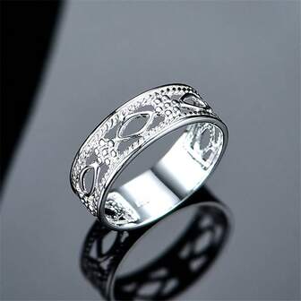 Anillo de plata de ley 925 con patrón floral hueco, artesanía exquisita, elegante y vintage, diseño único que muestra un sentido artístico de lujo, adecuado para el uso diario, reuniones con amigos, exposiciones de arte de nicho y talla grande ocasiones