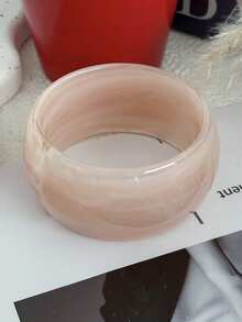Vòng tay bản rộng bất đối xứng nhuộm màu kẹo Acrylic cho nữ - Hồng - Xem 18