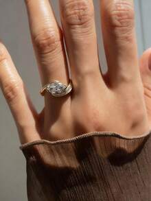 1枚925纯银优雅扭臂半密镶1克拉立方氧化锆戒指,女士约会礼物,永恒经典戒指,情人节奢华珠宝礼物 - 扭臂半鑲馬眼 - 查看 6