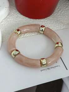 Vòng tay bản rộng bất đối xứng nhuộm màu kẹo Acrylic cho nữ - Hồng - Xem 10