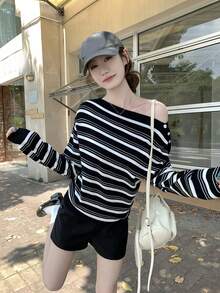 1pc Women's Striped Asymmetrical Shoulder Long Sleeve Knit Sweater, Slim Fit Flattering Top For Autumn - Black and White Stripes - View 2
