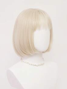 时尚可爱金色短直波波头假发，12英寸，带刘海，简约优雅休闲，易于打理，透气蓬松，自然逼真，耐热合成纤维材质，适合日常佩戴，也适合节日派对、角色扮演、服装造型、万圣节、圣诞节等场合。 - 金色 - 查看 9