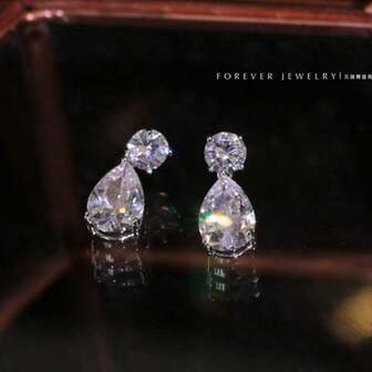 锆石水滴耳环，适合日常佩戴