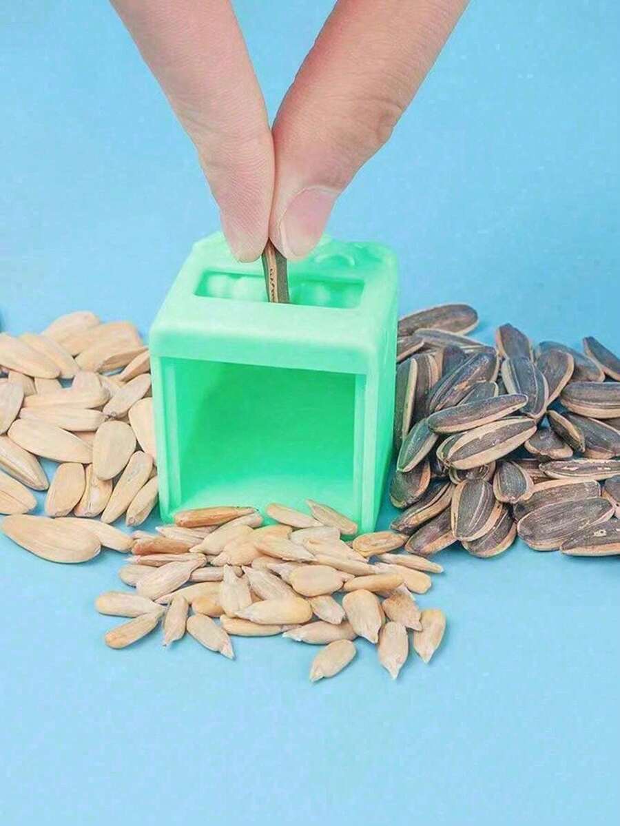 1pc Slouchy Cow Shaped Manual Sunflower Seed Sheller, Cute Creative Cartoon Plastic Nut Cracker Tool, Portable For Home/Outdoor Camping Hiking, Slouchy Cow Shaped Manual Toy, Kitchenware, Battery-Free - Multicolor - View 1