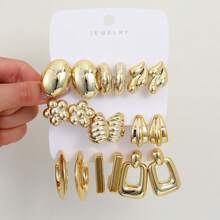 3-9 新款金色耳环 复古高端树脂材质 水滴/小花/几何 3 件套，适合日常佩戴和约会之夜。 - 金色 - 查看 8