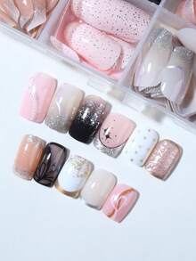 288片（12套混装）短方形金色、白色和黑色法式美甲贴纸，包含爱心、闪粉、蕾丝和波点图案，情人节和圣诞节元素风格，完美适用于亚克力美甲套装，易于佩戴，适合女性和女孩日常佩戴和参加派对。美甲用品 - 彩色 - 查看 4