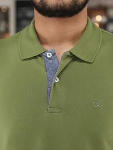 Ogochi Men's Basic Plain Polo Shirt With Logo, No Pocket, Original - Sphagnum Hijau - View 2