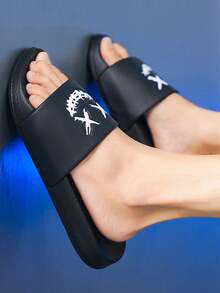 加大码 23# 男士夏季拖鞋，尺码 36-48，户外舒适休闲鞋，轻便防滑家居拖鞋，耐磨透气男士凉鞋，适合户外及日常穿着（不对称图案）。鞋底采用 EVA 材质。请勿长时间阳光直射，否则鞋子会缩水。 - 1975黑色 - 查看 5