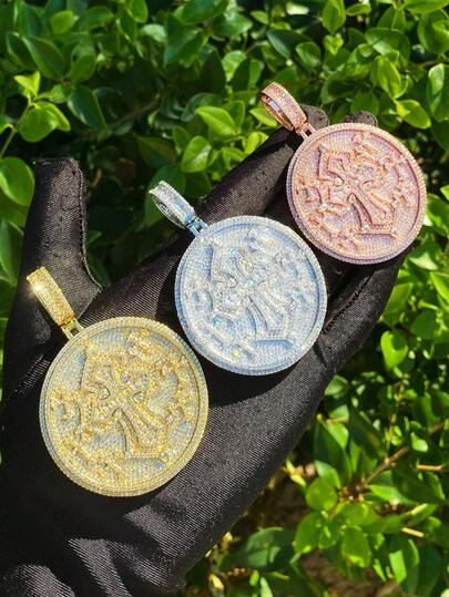 DUBSS 1 Piece Iced Out Multi Cross Disc Necklace Pendant For Men 5A Cubic Zirconia Gold Plated Hip Hop Jewelry