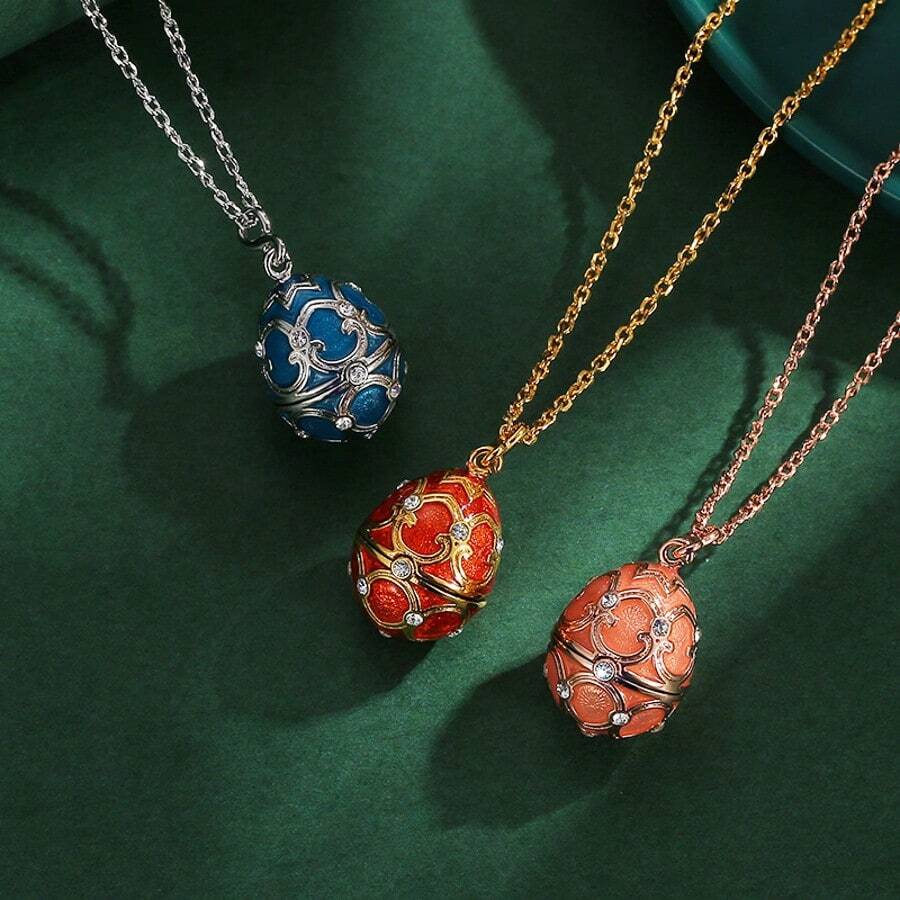 1pc Fashionable & Delicate Enamel Openable Snowflake Heart Easter Egg Pendant Necklace, Suitable For Women's Sweet & Elegant Party Jewelry, Unique Bag/Keychain Pendant, Christmas & Easter Gift - Openable Easter Egg Pendant Necklace - View 1