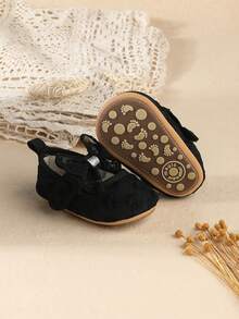 秋季新款 0-1岁 3-6-12个月 女婴可爱蕾丝蝴蝶结公主鞋，婴儿软底学步鞋 - 黑色 - 查看 1