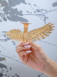 1pc Glamorous Wild Golden Eagle Wing Bracelet, Eye-Catching Women Accessory For Party - Yellow Gold - View 3