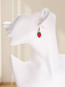 أقراط فراولة للنساء - تصميم ورقة خضراء وحمراء، معدن بلون ذهبي، مجوهرات خفيفة الوزن للملابس اليومية والرسمية، أقراط موضة، تصميم مرح، معدن متين، إكسسوارات متعددة الاستخدامات، طراز أنيق، أقراط بيان، للبالغين والمراهقين