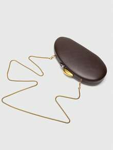 Bolso de mujer con cierre de metal vintage de forma ovalada, con correa de hombro de cadena de metal dorado, es un bolso de mujer cruzado con textura y diseño de cierre de metal. Es adecuado para ocasiones como cenas, fiestas y compras.