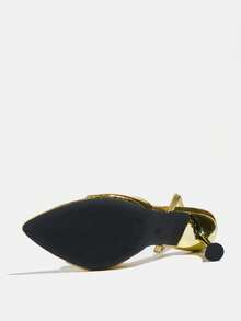 女士高跟鞋，适合春夏夜店、派对、舞会、户外活动等场合，时尚高端，香槟酒杯鞋跟，尖头设计，闪亮格纹金属材质，绑带，性感优雅的踝带，舒适百搭，适合各种正式场合，金色，多功能正式凉鞋，魅力高跟鞋，猫跟鞋 - 金色 - 查看 7