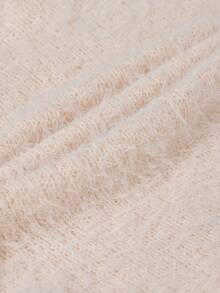 两件套优雅针织毛衣和修身半裙套装，精致优雅