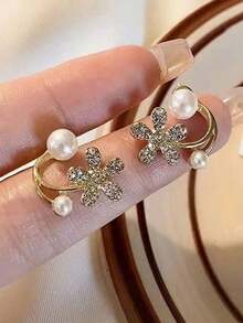 Luxurious Faux Pearl Flower Stud Earrings Valentines - 金子 - 查看 2