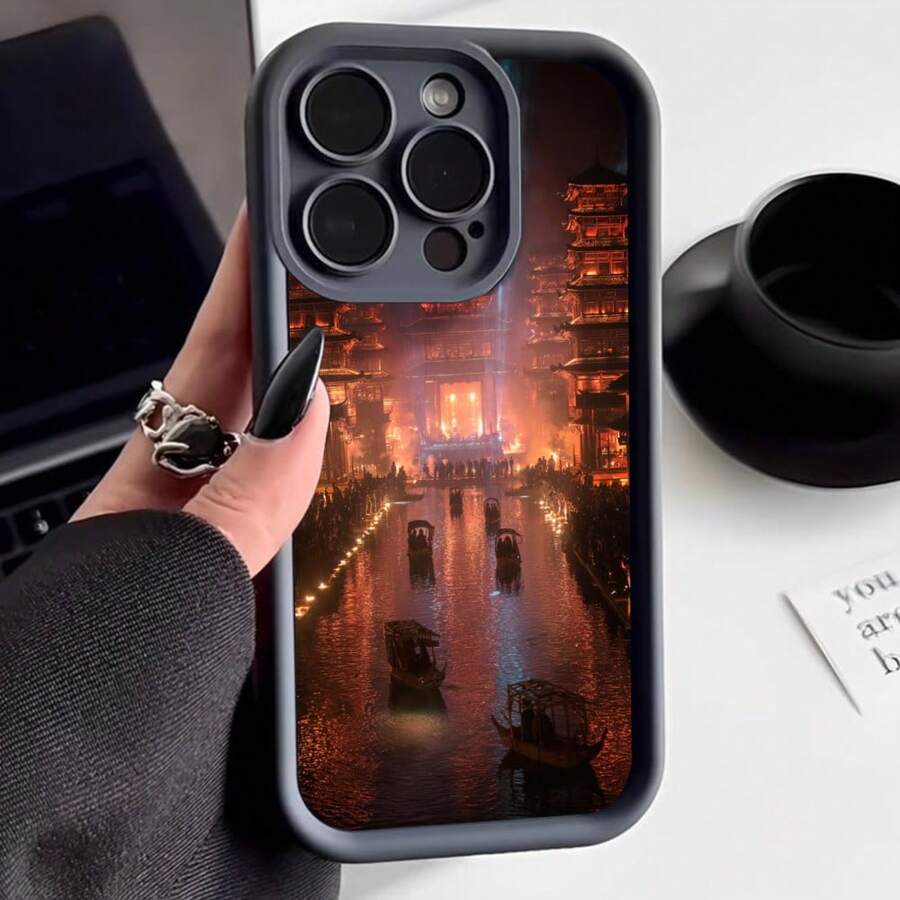 Cubierta de telefono con diseño de paisaje urbano nocturno en tonos rojos y naranjas con barcos flotando en un canal y edificios iluminados estilo asiático color negro para uso diario y viajes - Café integral - Ver 1