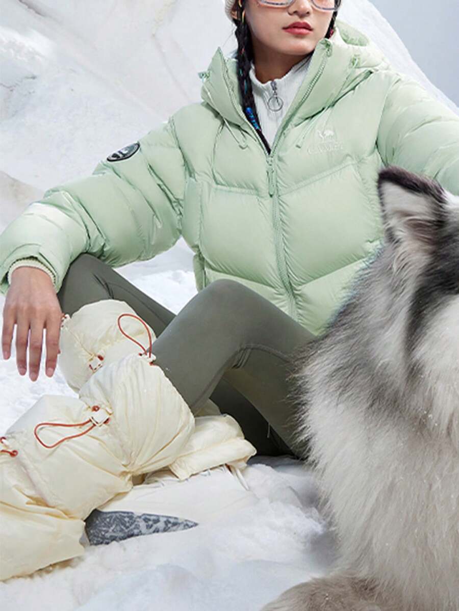 CAMEL CROWN 女士户外鹅绒服，轻便、厚实、保暖，石墨烯隔热反射，防寒连帽外套 - 江南綠 - 查看 1