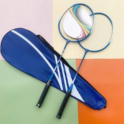 Uma raquete de badminton, ideal para iniciantes que praticam no parque, estudantes e atividades em clubes. É durável e adequada para academias, centros comunitários e eventos ao ar livre.