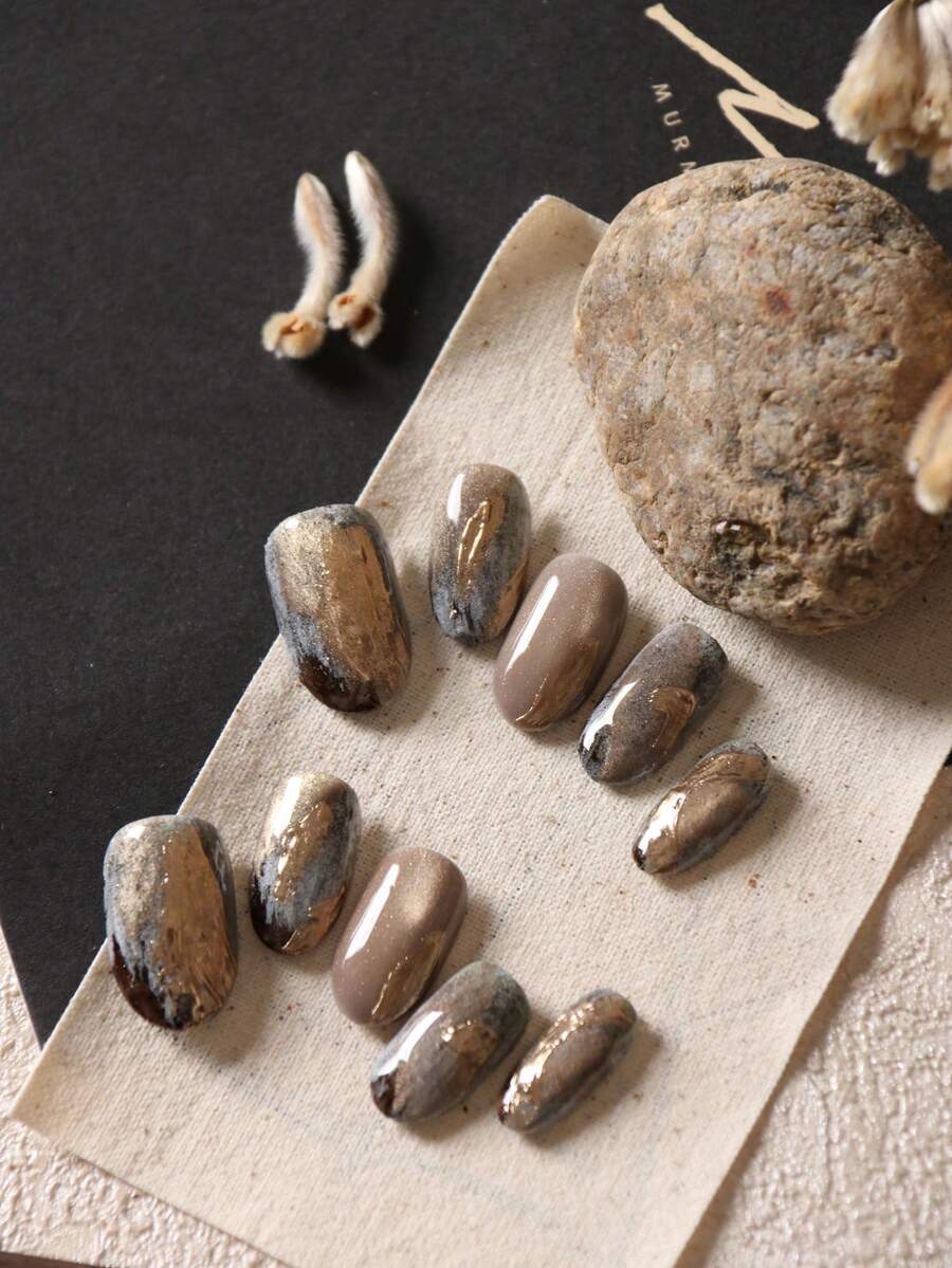 10片亚克力按压式美甲片，棕色猫眼金蓝色短款假指甲，人造指甲套装，包含1张粘合贴片和1个迷你指甲锉。 - 彩色 - 查看 1