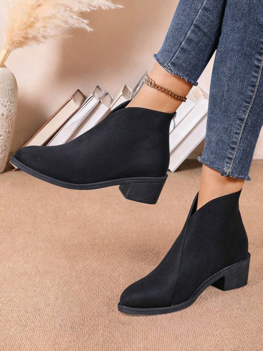 Women's Nude Chelsea Boots, Zipper Back, Fashion Versatile, 5cm Heel, Vintage Comfortable Western Pointed Toe Ankle Boots - Black - View 1