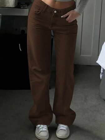 Europeni și americani, populari, în patru sezoane, simpli, versatili, cu senzație de relaxare, blugi drepti pentru femei