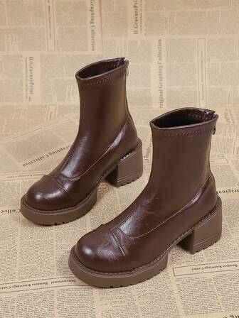 Eleganta vintage-klackade korta stövlar för kvinnor, 2025 höst/vinter nya mode läder- och mocka-patchwork-stövlar med dragkedja baktill, mångsidiga pendlingsstövlar i snygg design