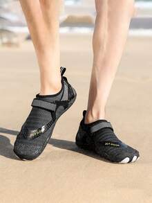 Kids' New Breathable Mesh Elastic Lightweight Non-Slip Hook And Loop Outdoor Hiking Beach Water Shoes - Black - View 1