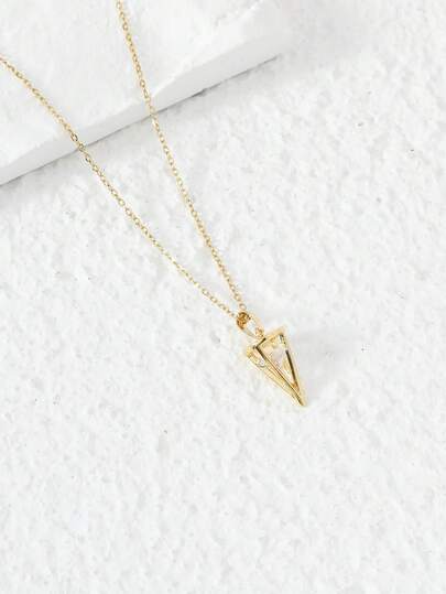 1件时尚女士项链，配有锥形锆石吊坠，适合日常佩戴，可作为礼物送给朋友或作为圣诞礼物。